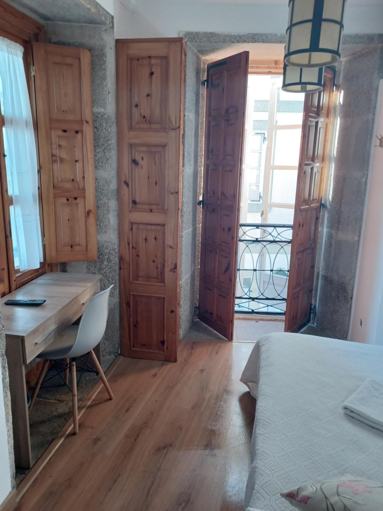 Hostal Forest Santiago de Compostela Room photo