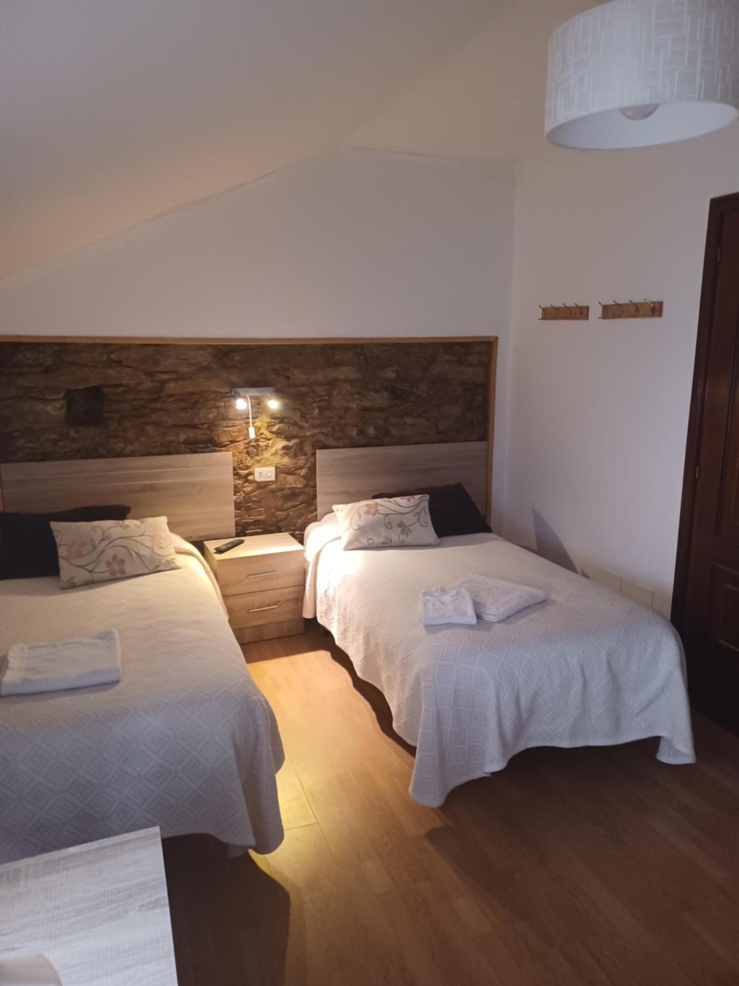 Hostal Forest Santiago de Compostela Room photo